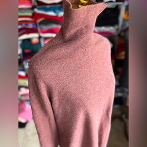 Magaschoni Women's Russet Cashmere Turtleneck Sweater, L, Asymmetric Hem